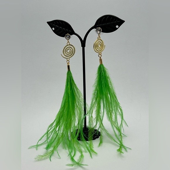 Long Dangle Green Feather Hippie Chic Earrings - Vibrant Whimsical Earrings - Picture 14 of 17